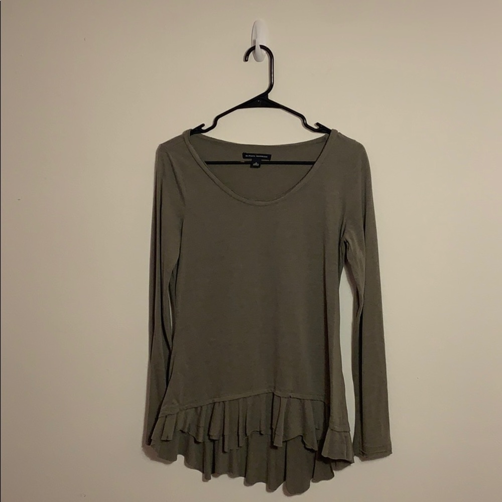 BANANA REPUBLIC Grey Knit Ruffle L/S Size Small
